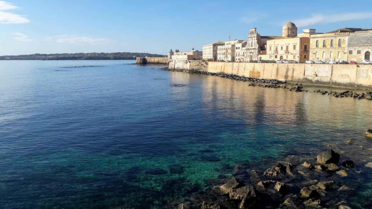 Incantevole Appartamento In Palazzo Storico Ortigia Syrakus Exterior foto