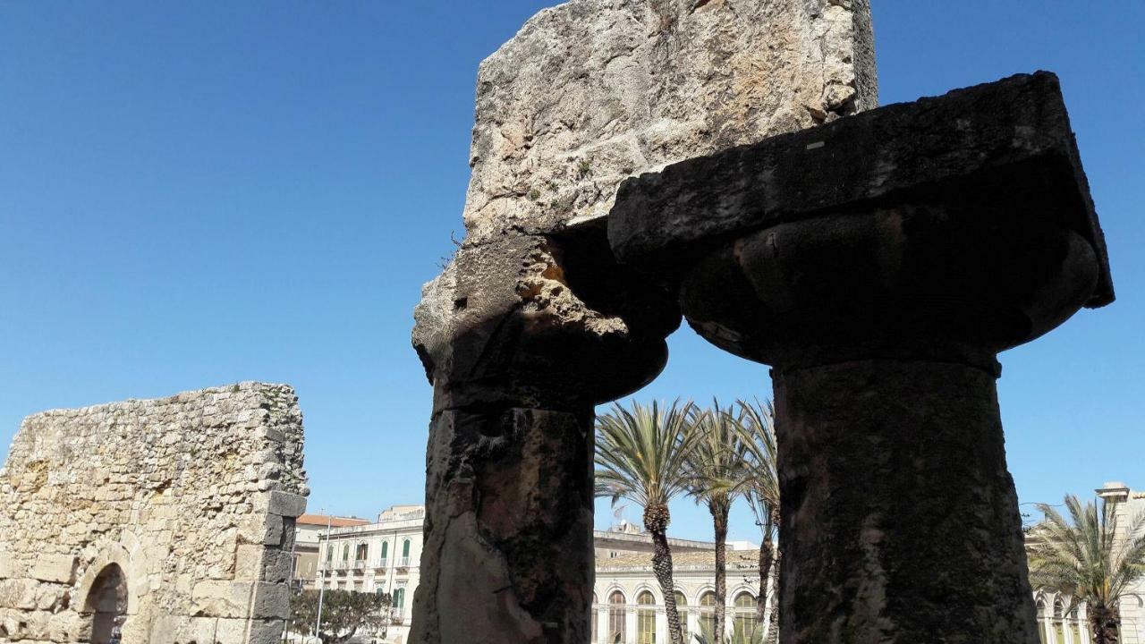 Incantevole Appartamento In Palazzo Storico Ortigia Syrakus Exterior foto